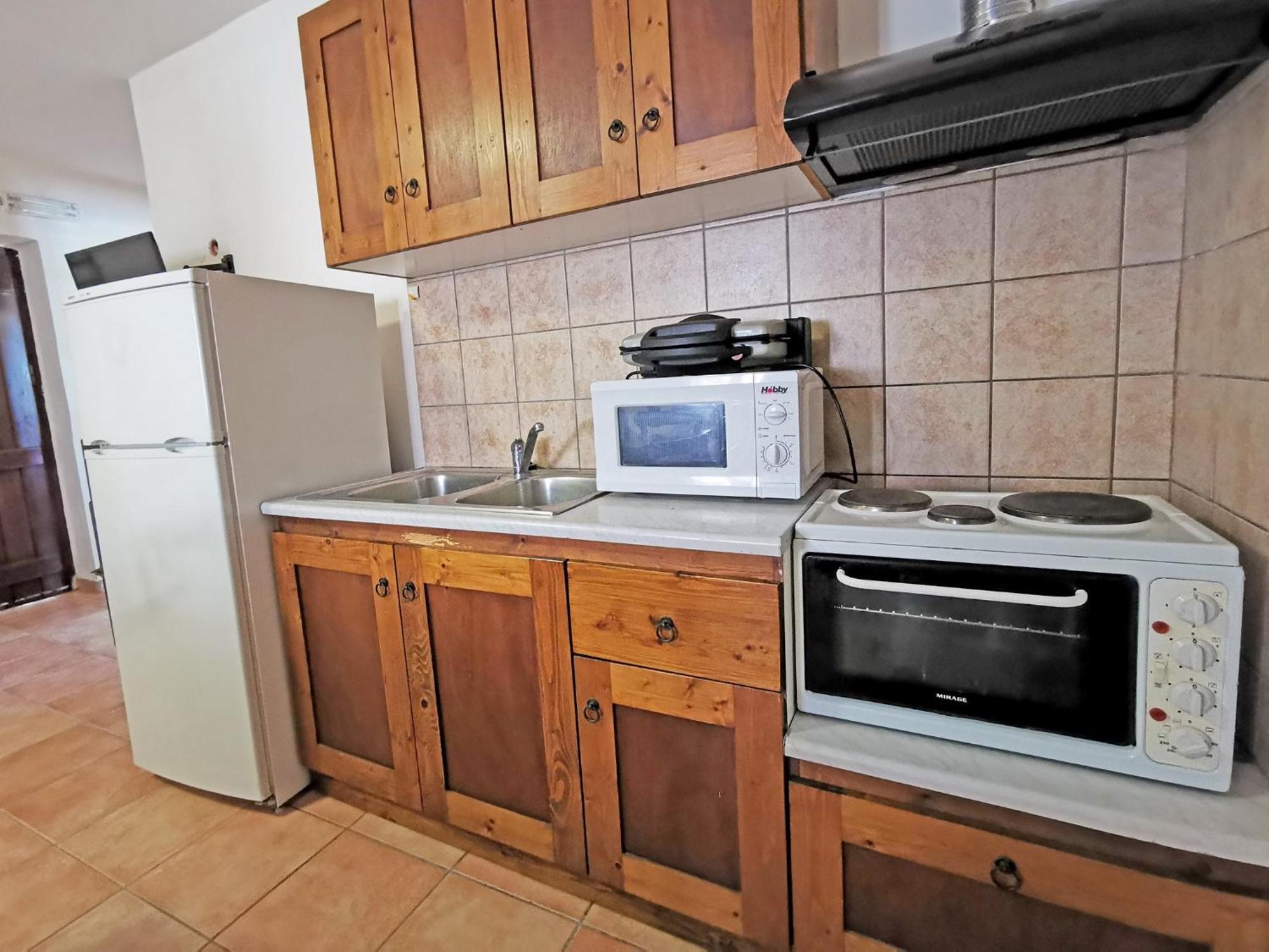 Guesthouse Toxotis Pírgos Dhiroú Bagian luar foto