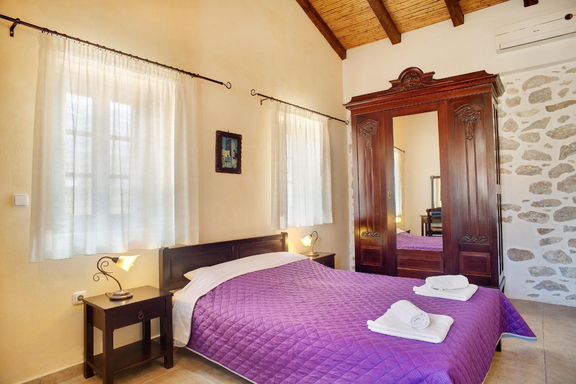 Guesthouse Toxotis Pírgos Dhiroú Bagian luar foto