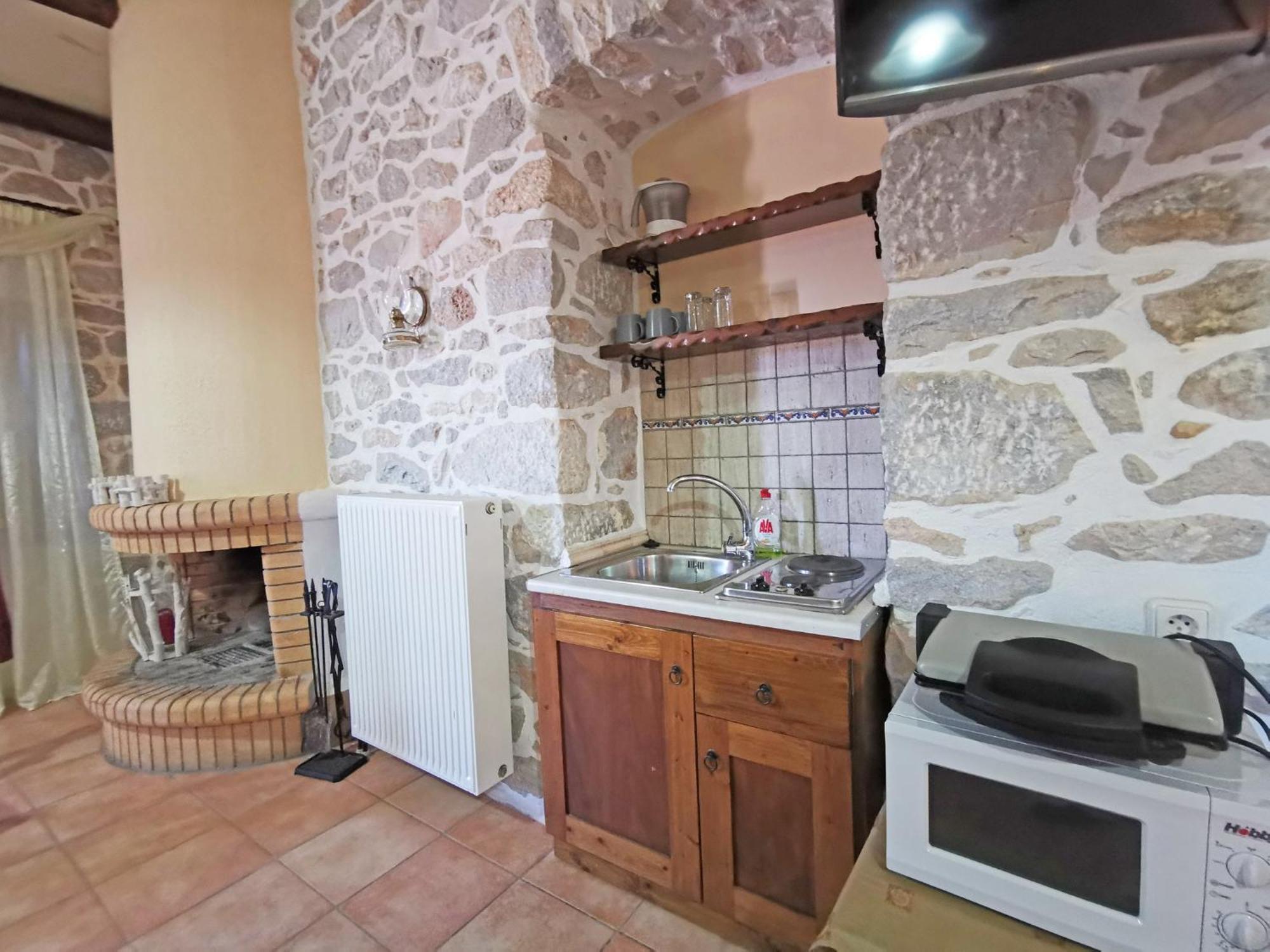 Guesthouse Toxotis Pírgos Dhiroú Bagian luar foto