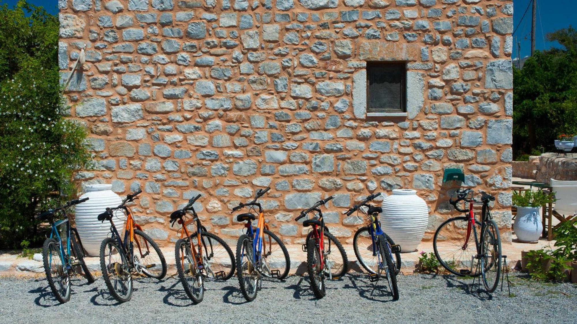 Guesthouse Toxotis Pírgos Dhiroú Bagian luar foto